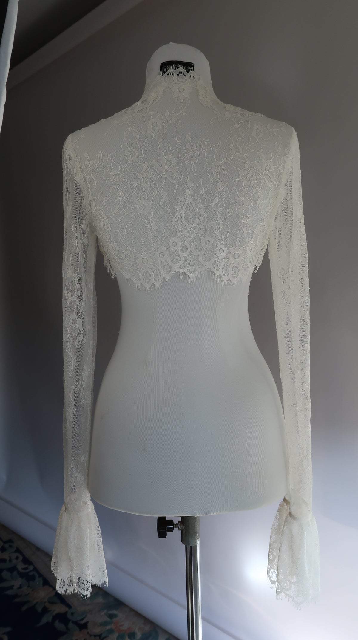 Numinous The Swan Song Collection - Lace Bolero