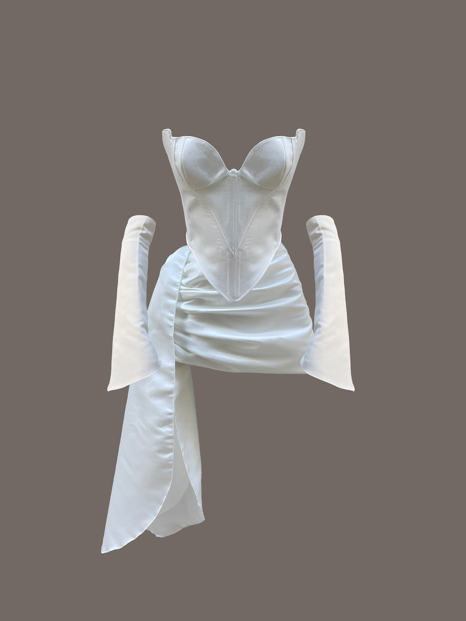 Pale Off-White After Party Set