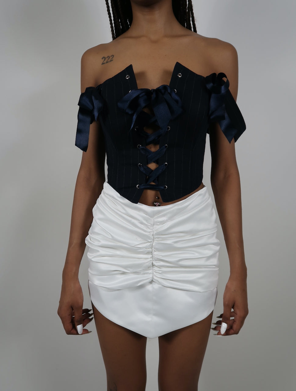 Noir White Skirt