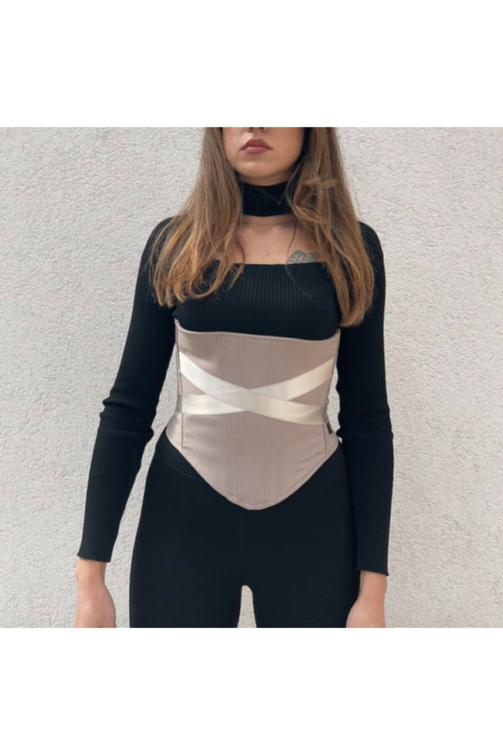 Date Coffee Beige Crop