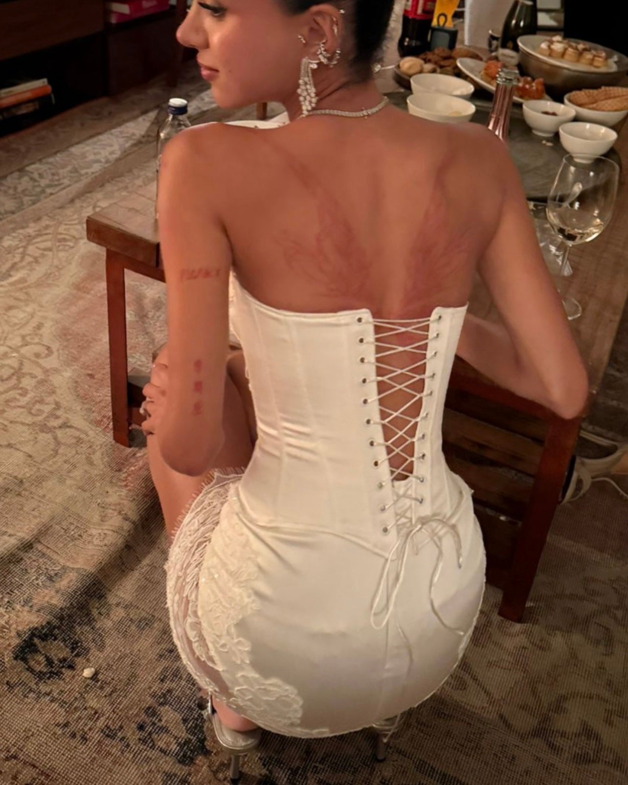 Seraphine White Corset and Skirt Set - Nara's Choice