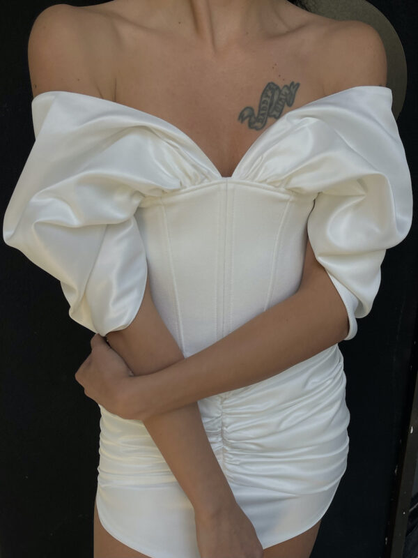 Noir Etoilé White Corset