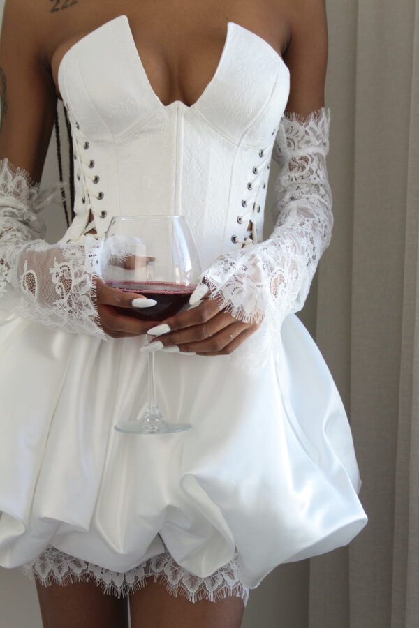 Bubble White Satin Skirt - Görsel 6
