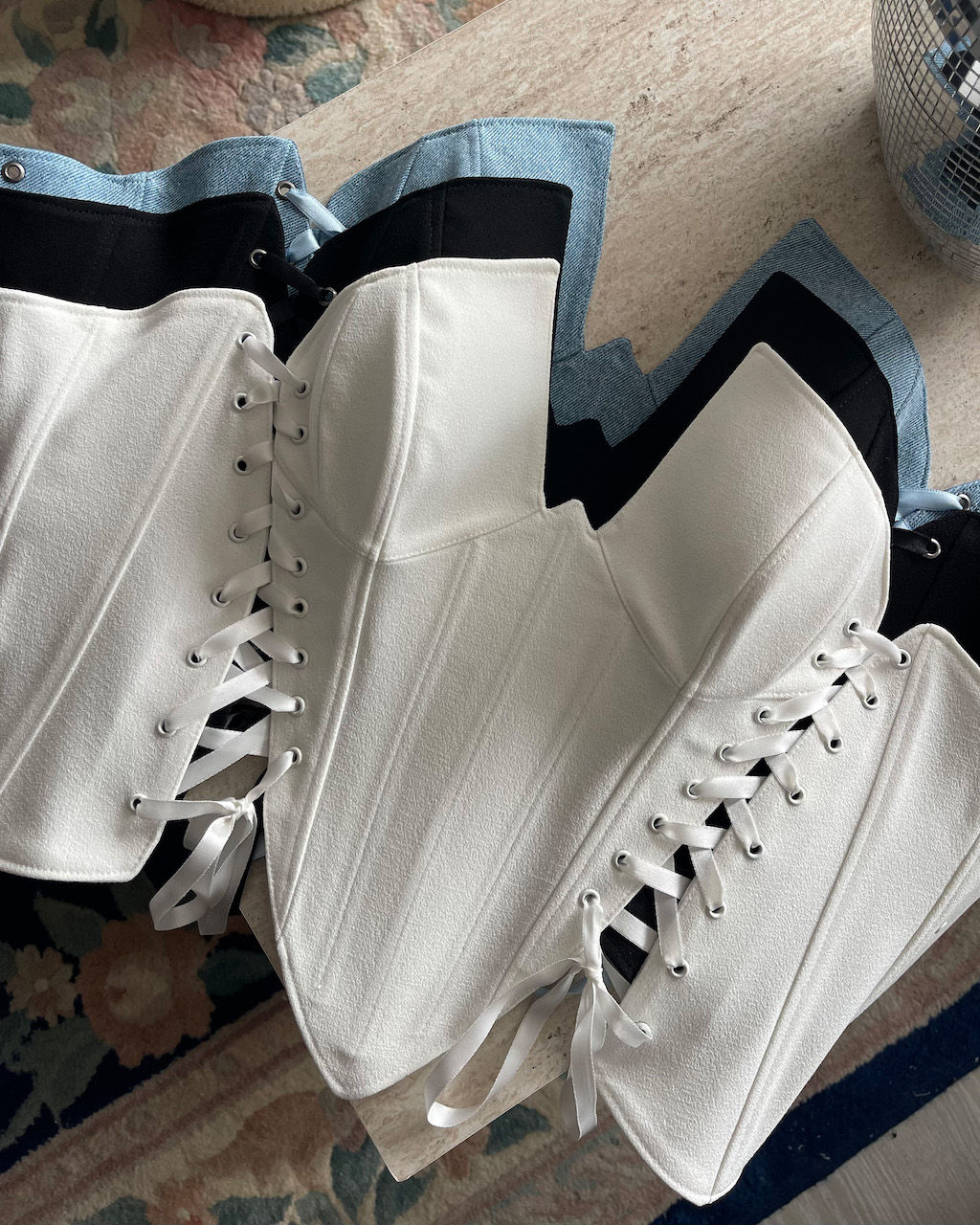 Rosalinda White Corset - Görsel 2