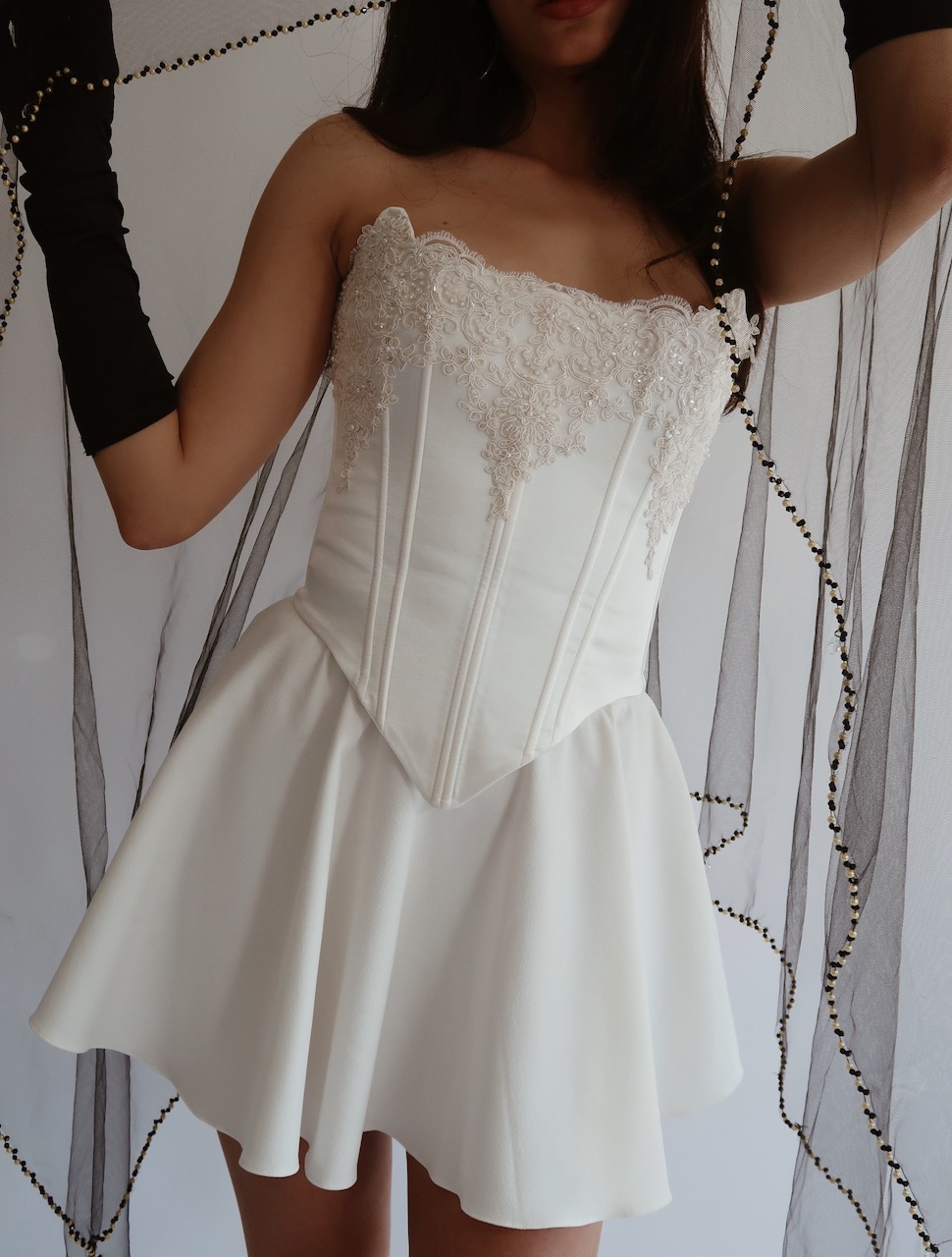 Vintage Vogue Corset and Skirt After Party Set - Görsel 5