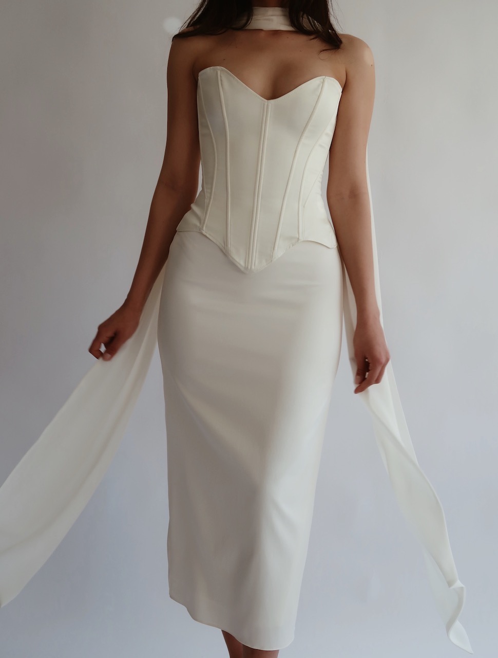 The Accolade Şampanya Korse ve Midi Boy Etek Seti